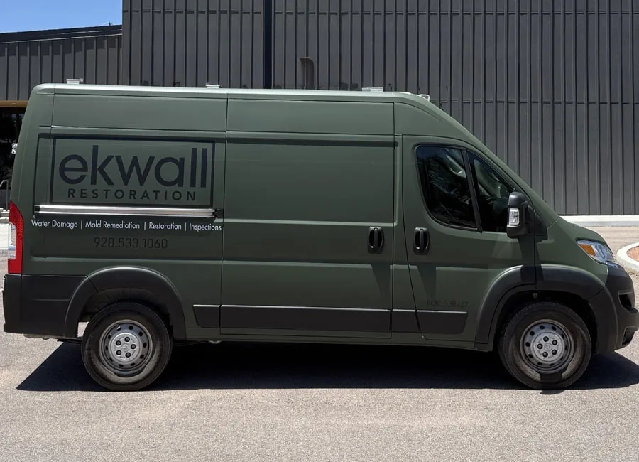Ekwall Restoration service van providing 24/7 dispatch across Rim Country